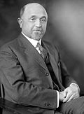 Profile Picture of William E. Humphreyon Wikipedia