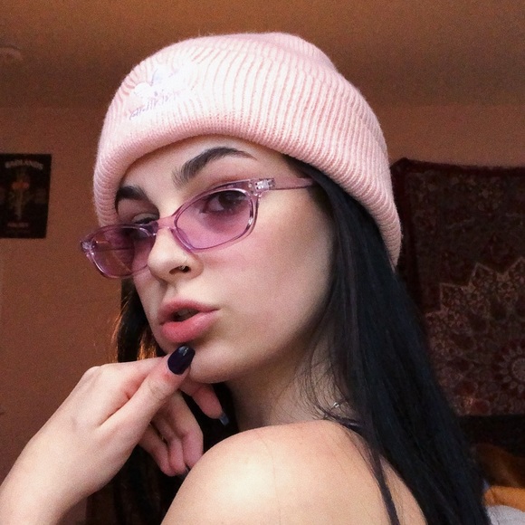 Profile Picture of Georgia Faddoul (@georgia102) on Poshmark