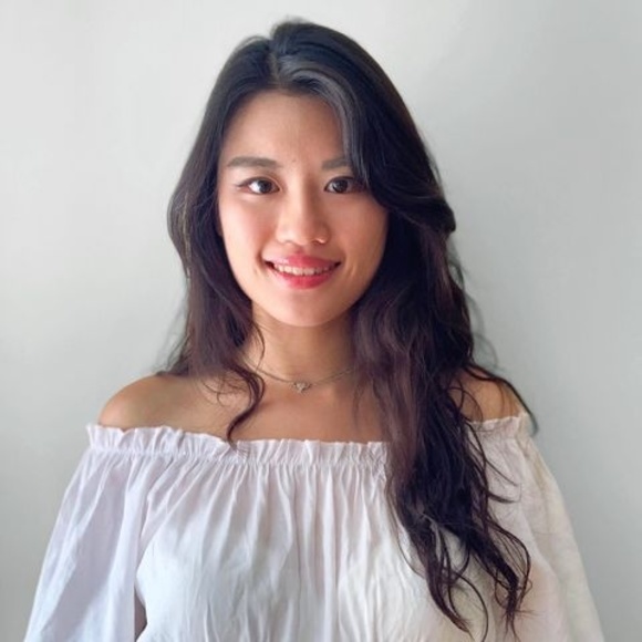 Profile Picture of Carissa Tzeng (@carissa0816) on Poshmark