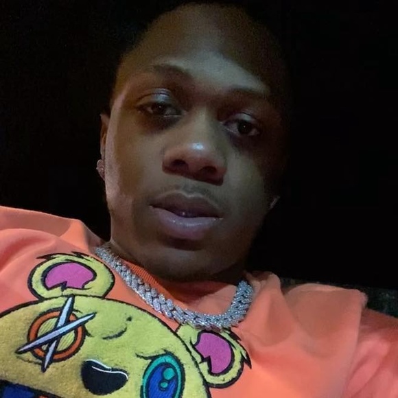 Profile Picture of Javonte Jones (@rnrambo) on Poshmark