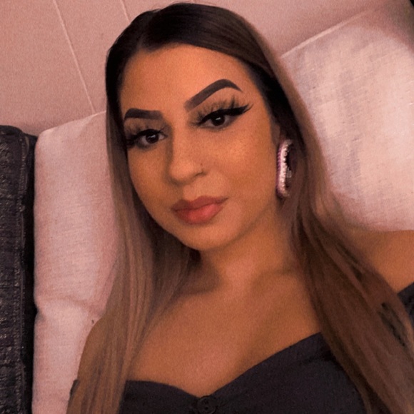 Profile Picture of Kiera Shingoose (@kiera_s882) on Poshmark