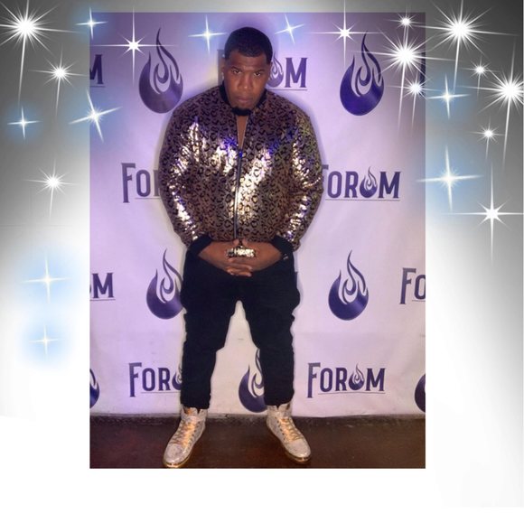 Profile Picture of Milton Thomas (@milton_thomas) on Poshmark