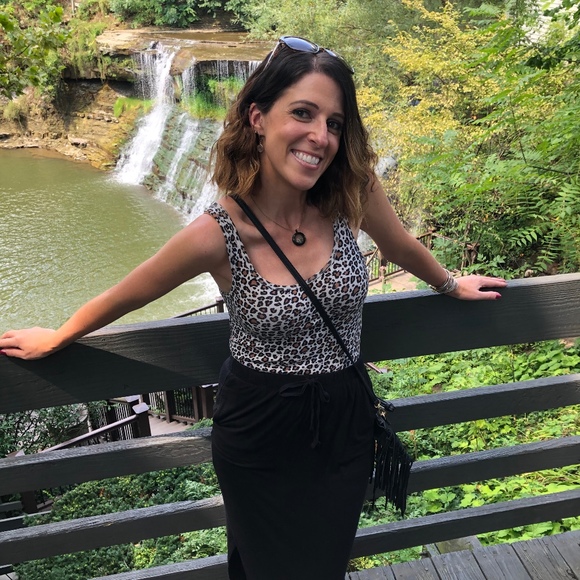 Profile Picture of Kim Griffith (@ettkin18) on Poshmark