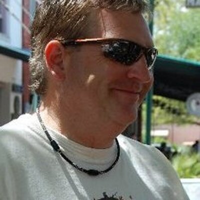Profile Picture of Nick Leonard (@thenickleonard) on Twitter