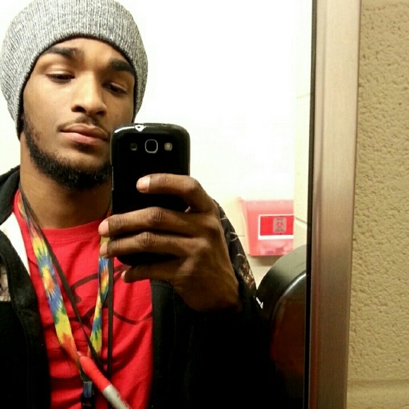 Profile Picture of Paul Mathis (@pmathis2196) on Poshmark