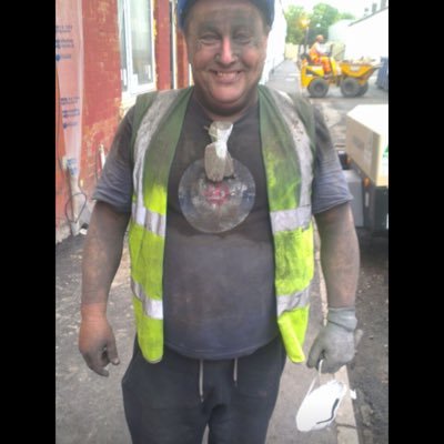 Profile Picture of Wayne Burgess (@w1a1y1n1e1) on Twitter