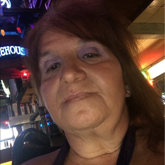 Profile Picture of Angela Cicerelli-turley (@rumrunner24) on Poshmark