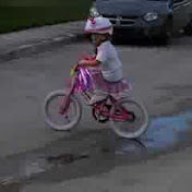 Profile Picture of Kim Cates (@cateskim) on Youtube