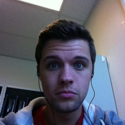 Profile Picture of Andrew Thayer (@AThay2012) on Twitter