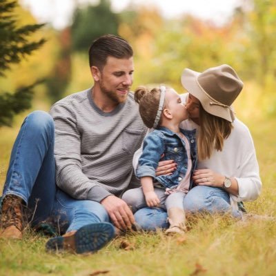 Profile Picture of Hailey Wall (@HaileyWall7) on Twitter