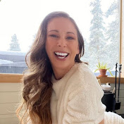 Profile Picture of Cherie DeVille - Yoga & Stretching (@CherieDeVilleYoga) on Youtube