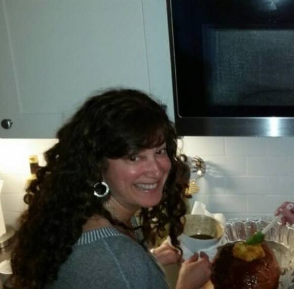 Profile Picture of Lisa Hames (@lisahames758) on Poshmark