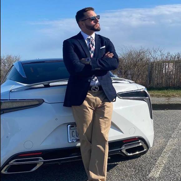 Profile Picture of Shawn Donahue (@sdotsmitty72) on Poshmark