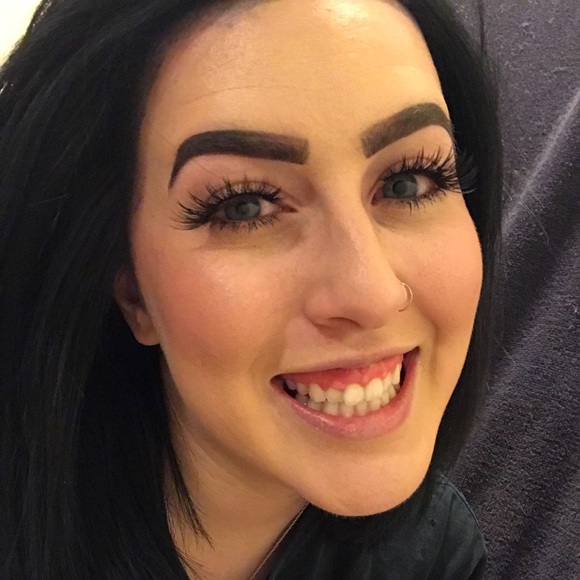 Profile Picture of Addison Sloss (@addisonsloss1) on Poshmark