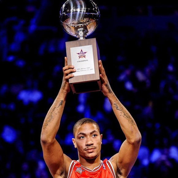 Profile Picture of Robinson Campos (@robinsonhype9) on Poshmark