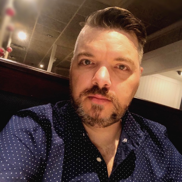 Profile Picture of Joe Grady (@joegrady82) on Poshmark