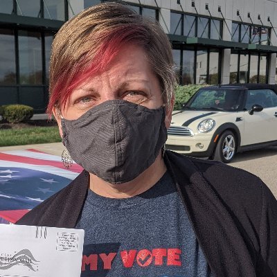 Profile Picture of Heidi Schiller (14,052/50K) (@Flmngo) on Twitter