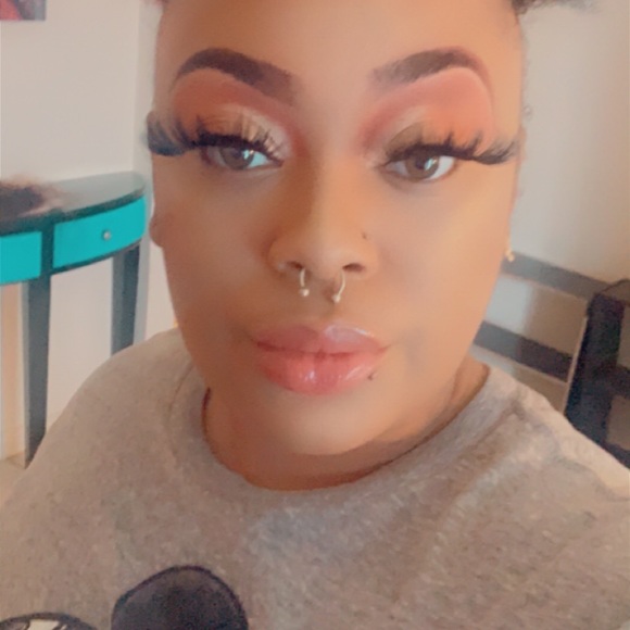 Profile Picture of Carmalita Adams (@ladypooh89) on Poshmark