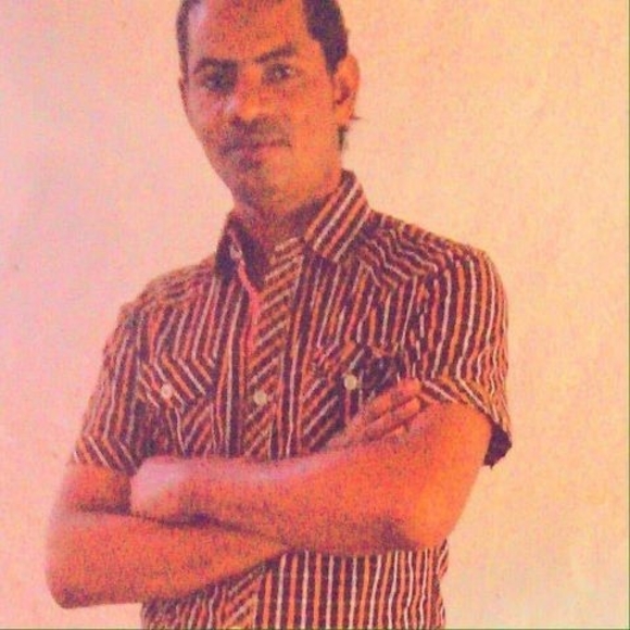 Profile Picture of Mohammed Umar (@adanumar2010) on Poshmark