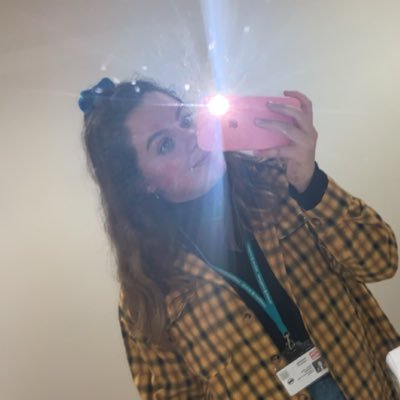 Profile Picture of Molly Lewis 🦋 (@Molly_Jessicax) on Twitter