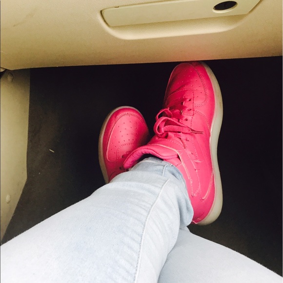 Profile Picture of Charisma Carter (@chrissy_baby_12) on Poshmark