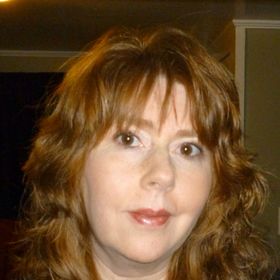 Profile Picture of Julie Gallagher (Nolan) (@jnolan2084) on Pinterest