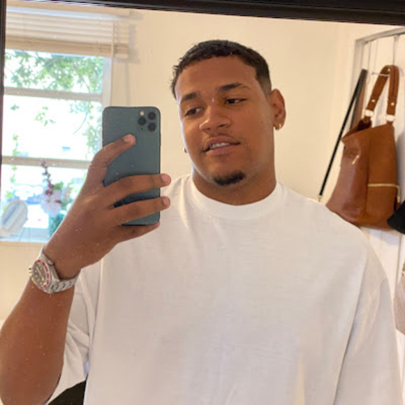 Profile Picture of Jose Almeida (@josealmeida511) on Poshmark