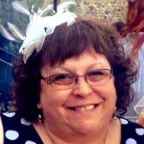 Profile Picture of Helen Benson (@HelenBenson1) on Twitter
