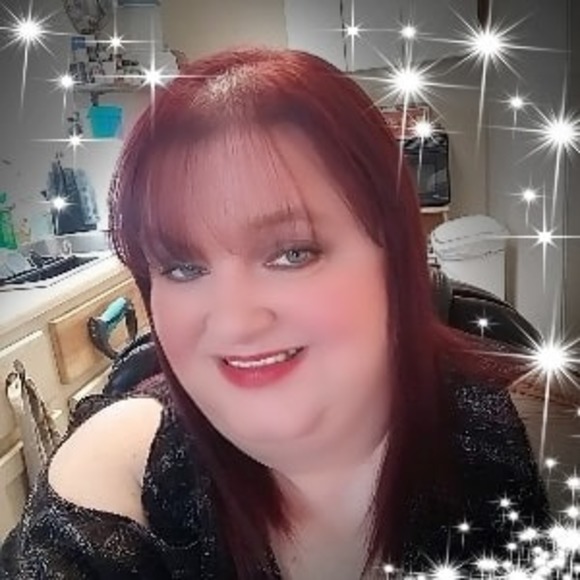 Profile Picture of Carla Goodwin (@ladyaphrodite1) on Poshmark