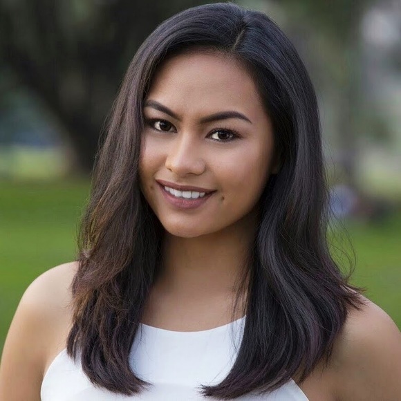 Profile Picture of Cassidy Orcine (@orcinecassidy28) on Poshmark