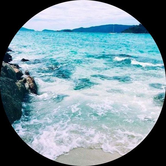 Profile Picture of Paige Saunders (@paiges0803) on Poshmark