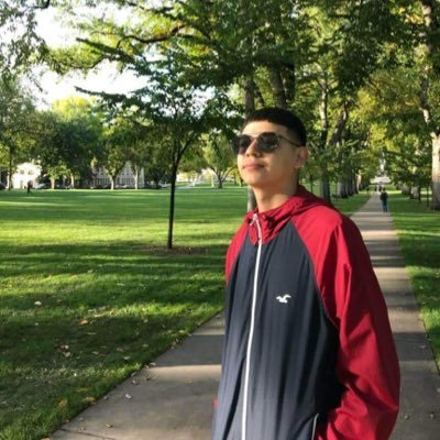 Profile Picture of Jonathan Ledesma (@ljonny10) on Twitter