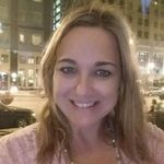 Profile Picture of Nicole Antonacci (@nikiantonacci) on Instagram