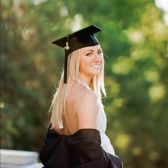 Profile Picture of Kaitlyn Reid (@kaitlynereid) on Poshmark