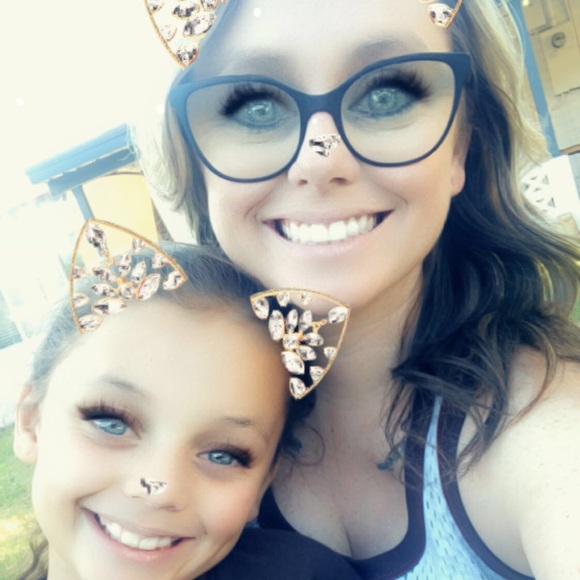 Profile Picture of Jenna Wilton (@jenna_wilton) on Poshmark