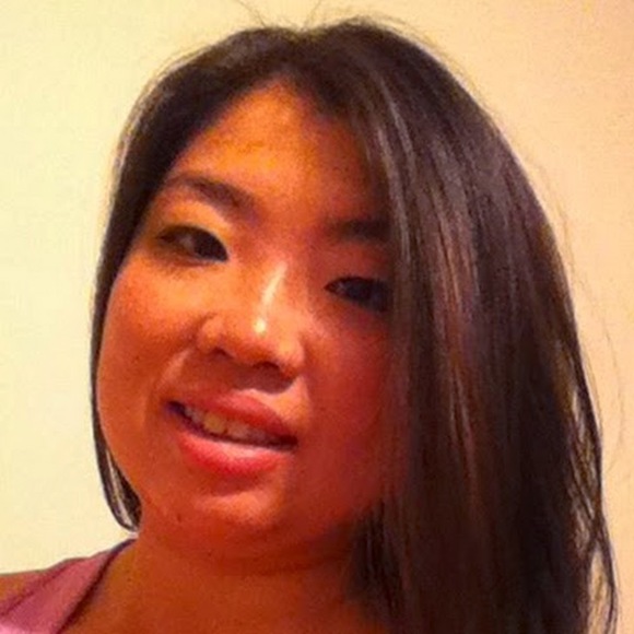 Profile Picture of Lisa Rong (@litocrazysaz) on Poshmark