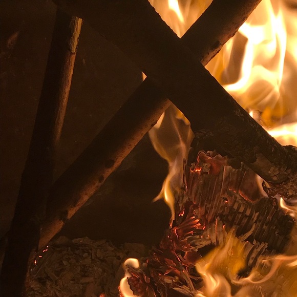 Profile Picture of Naomi Potts (@pottzfambam) on Poshmark