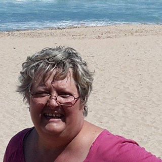 Amanda Booyens - Facebook Profile Picture of Amanda Booyens (@mandybooyens) on Facebook