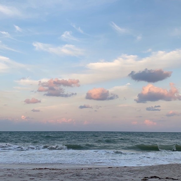 Profile Picture of Marie Mazzarella (@mariemazz) on Poshmark