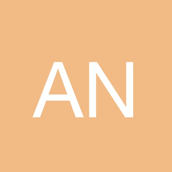 Profile Picture of Amber Nishida (@abelcoe) on Poshmark