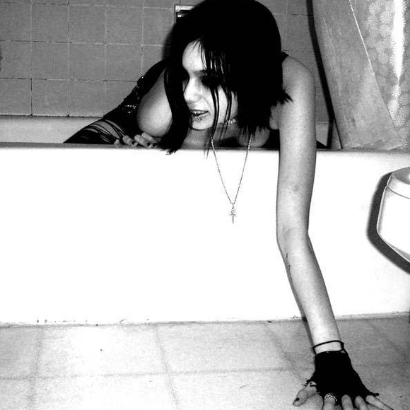 Brianna Holland - Poshmark Profile Picture of Brianna Holland (@bricholland) on Poshmark