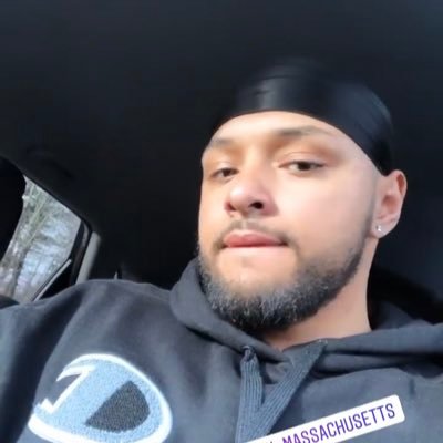Profile Picture of Bank$ (@AlFreeman_32) on Twitter