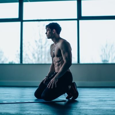 Profile Picture of Luke Sumner-Wilson (@MrMotivaTHOR) on Twitter