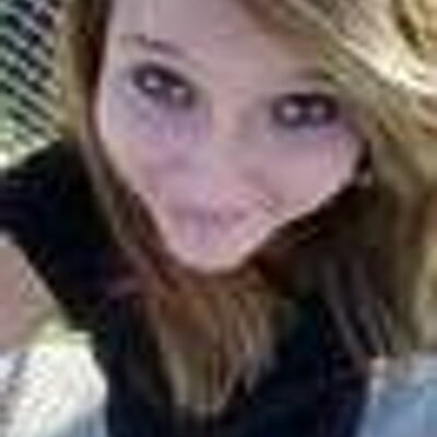 Profile Picture of Christina Lynn Hager (@stfuchristina) on Twitter