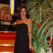 Profile Picture of Janine Savoca (@jamstwins) on Youtube