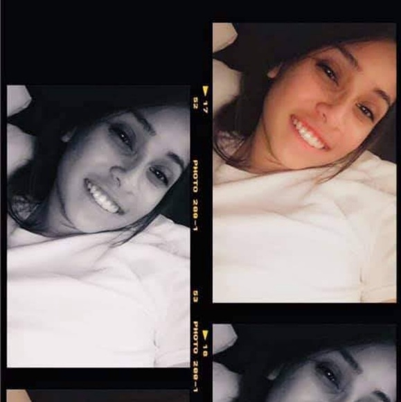 Profile Picture of Anastasia Rivera (@luvanastasiaaa) on Poshmark