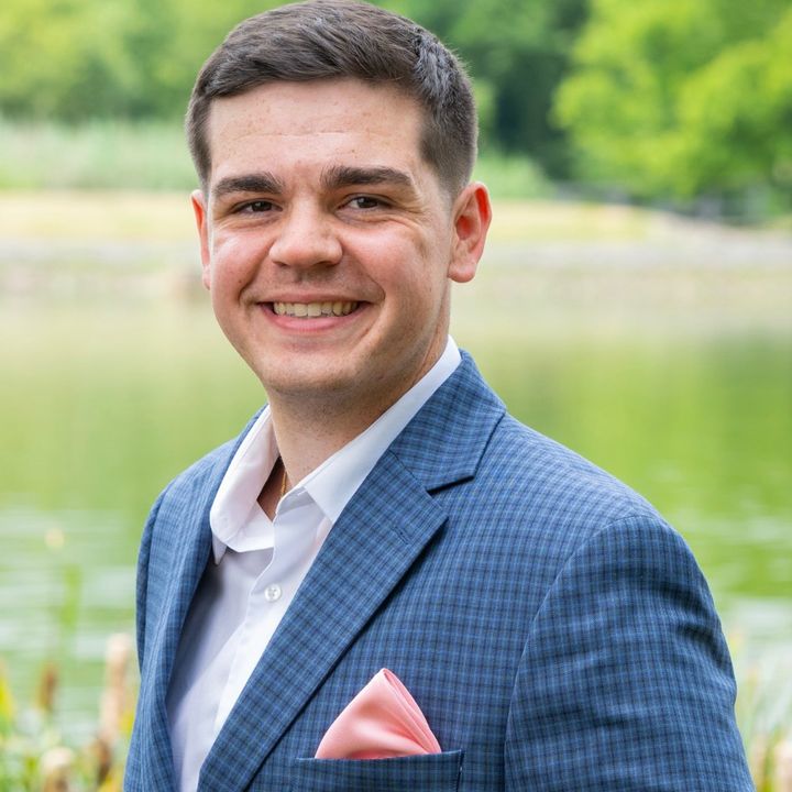 Profile Picture of atalmadge (@atalmadge) on Tiktok