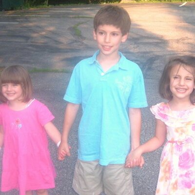 Profile Picture of Robin Kanefsky (@rfkash) on Twitter