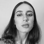 Profile Picture of Lara (@laragyovanam) on Instagram