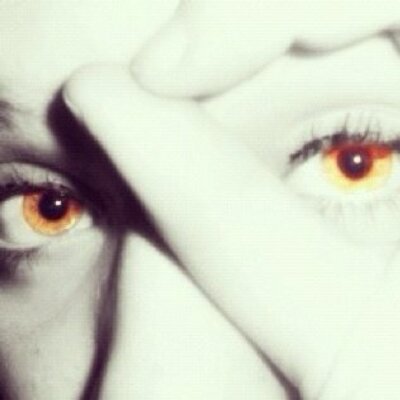 Profile Picture of Phoebe Parsons (@phoebesing15) on Twitter